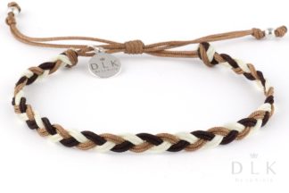 A rope bracelet “Brown braid”