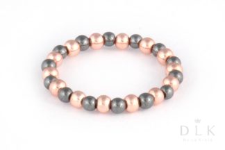 Pierścionek elastyczny z czarnych i różowych hematytów