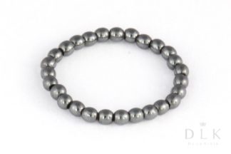 Flexible ring made of dark hematites